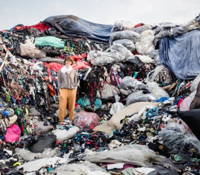 Tekstiilijääde Bangladeshi tootmispiirkondades moodustab naturaalse osa tänavapildist. Foto: Kathrin Harms